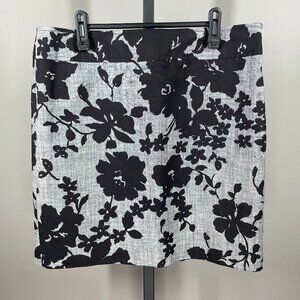 NEW Ann Taylor Skirt Womens 12 petite black gray floral straight classic